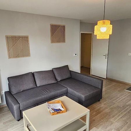 Appartement 2 Chambres Avec Terrasse Et Garage Saint-Andre-lez-Lille Luaran gambar